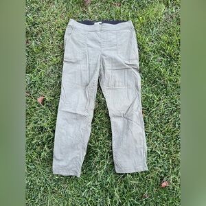 Croft & Barrow Women's Straight Leg Pants - Light Olive Green